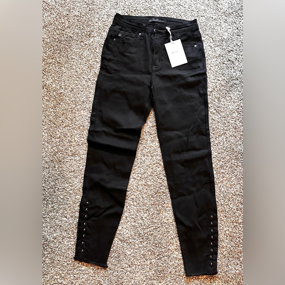 KanCan Black jeans size 26 Brand new